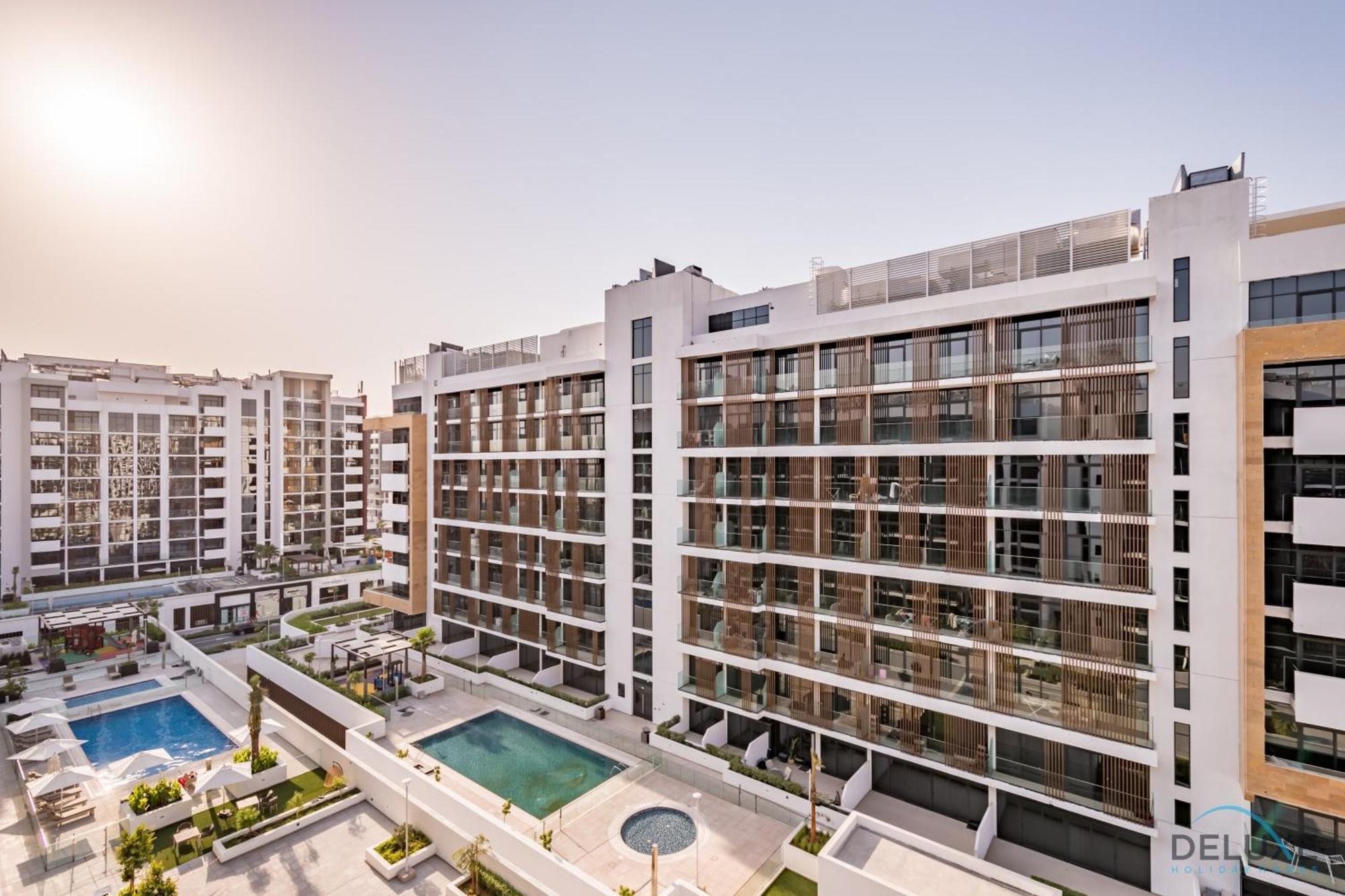 Attractive In Azizi Riviera 15, Al Merkadh By Deluxe Homes Apartment Dubai